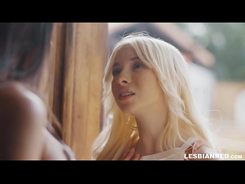 ❤️ La noia torna a casa uns mesos després i s'acaba menjant el cony de la seva madrastra ❤❌ Porno rus al porno ca.rexporn-com.ru ❌